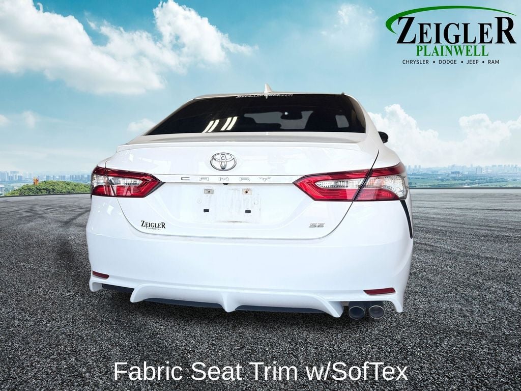 2019 Toyota Camry SE Power Tilt/Slide Moonroof