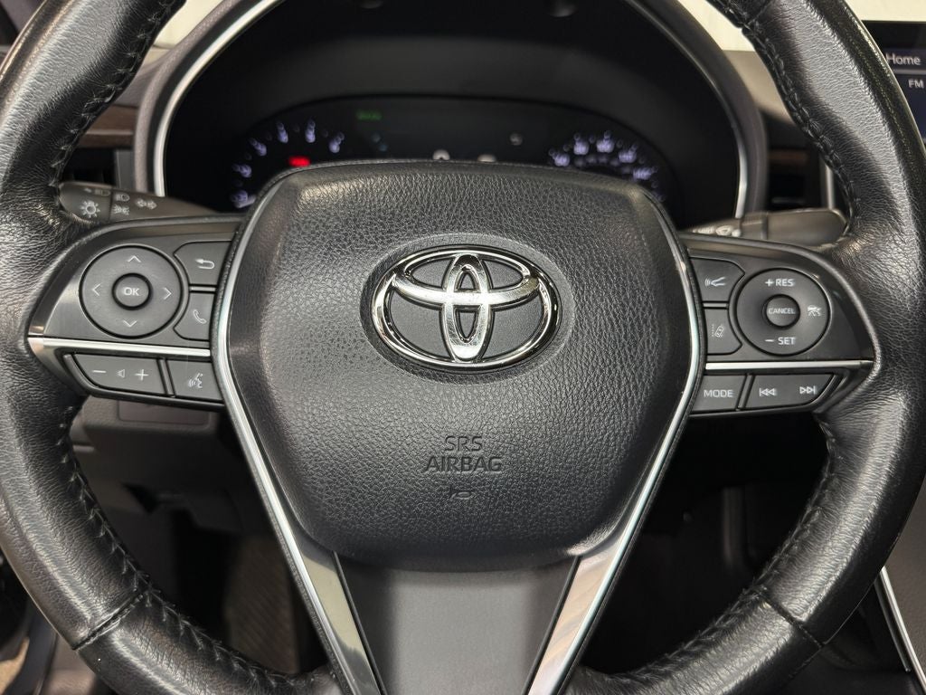 2019 Toyota Avalon XLE Moonroof Package