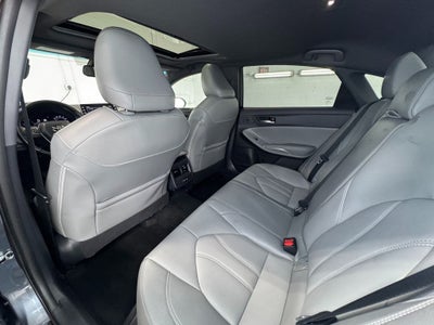 2019 Toyota Avalon XLE Moonroof Package