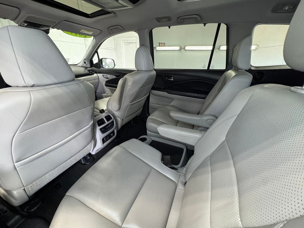 2017 Honda Pilot Elite Power moonroof