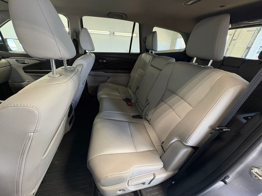 2017 Honda Pilot EX-L w/Navigation