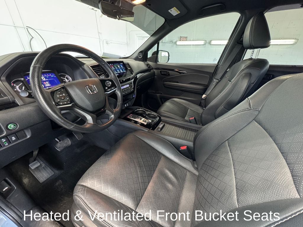 2022 Honda Passport Elite Navigation system: Honda Satellite-Linked Navigati