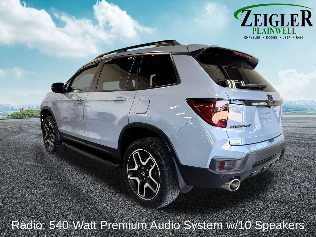 2022 Honda Passport Elite Navigation system: Honda Satellite-Linked Navigati