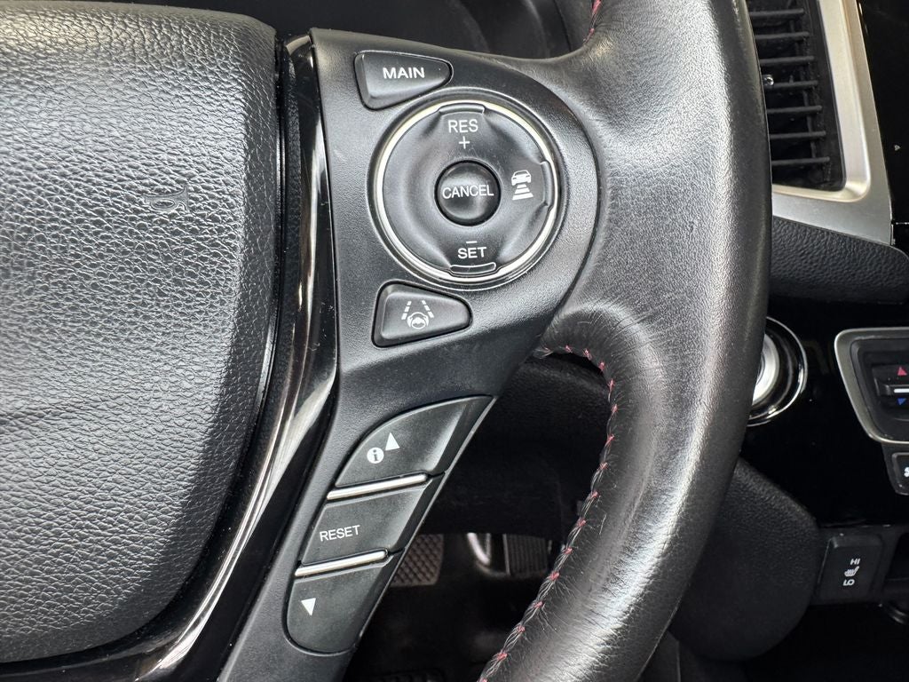 2019 Honda Ridgeline Black Edition Power moonroof