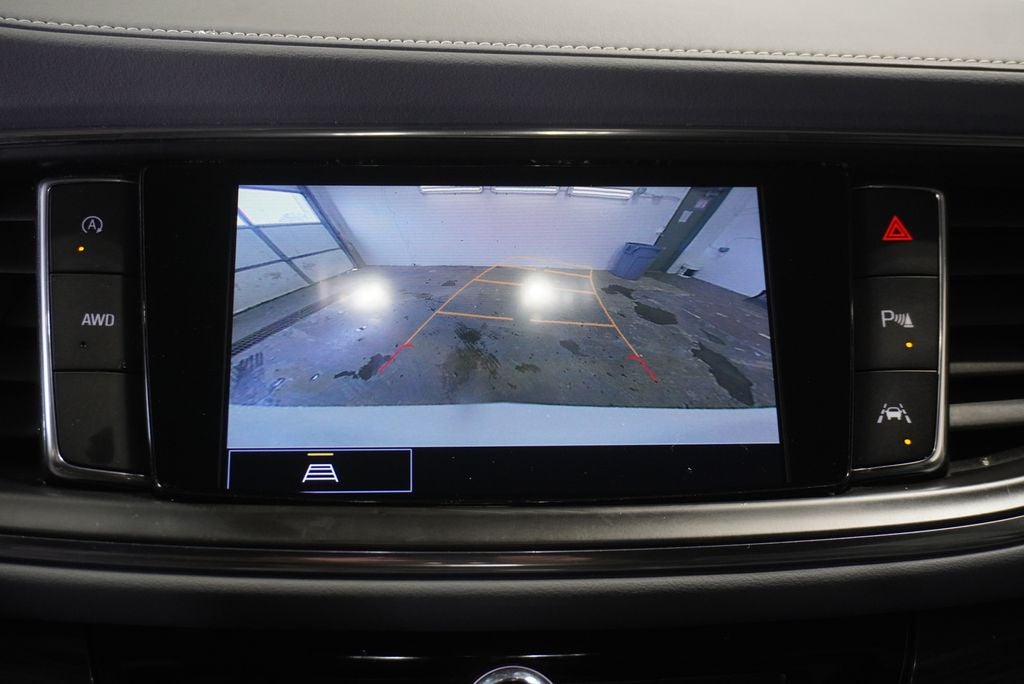 2022 Buick Enclave Essence Wireless Apple CarPlay/Wireless Android Auto