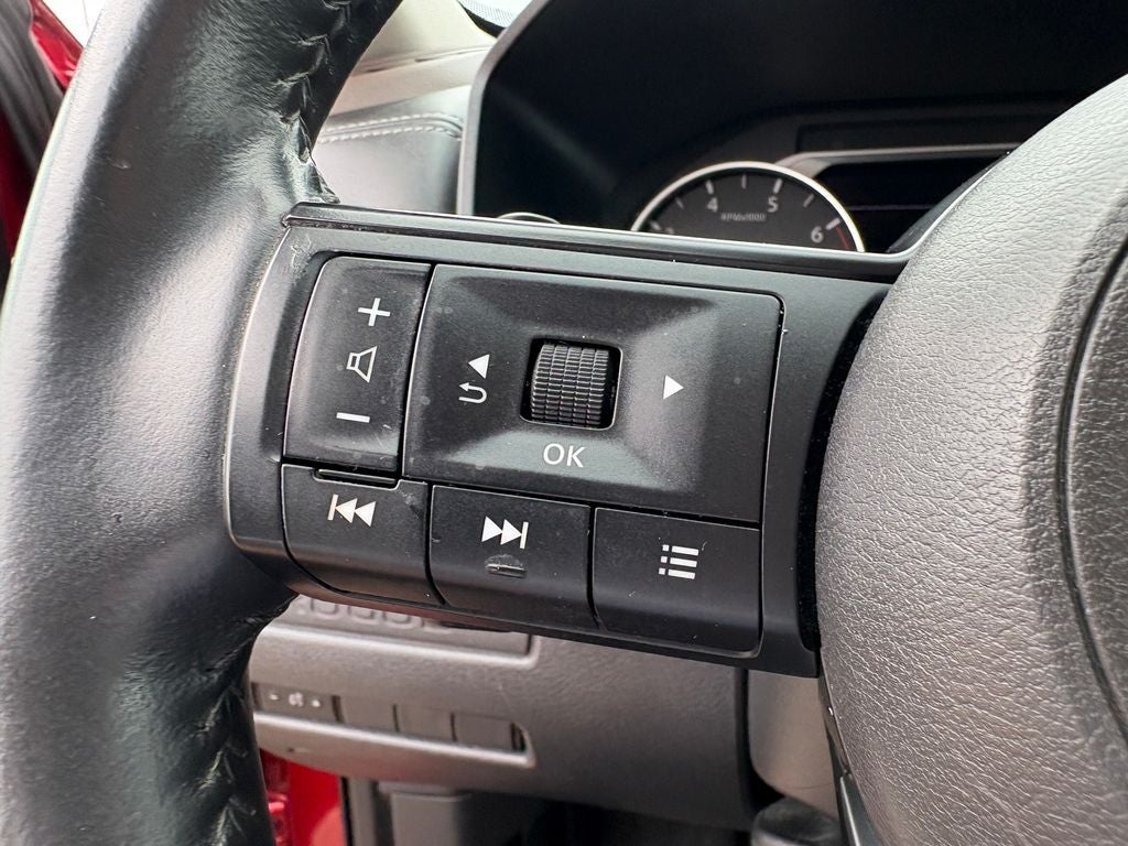2022 Nissan Rogue S Blind Spot Warning