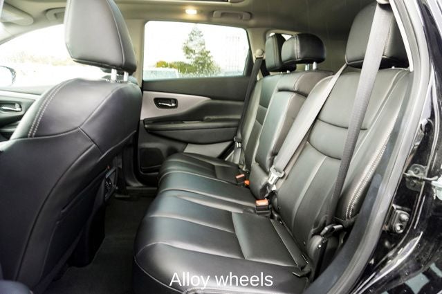 2024 Nissan Murano SV Navigation & Panoramic Moonroof