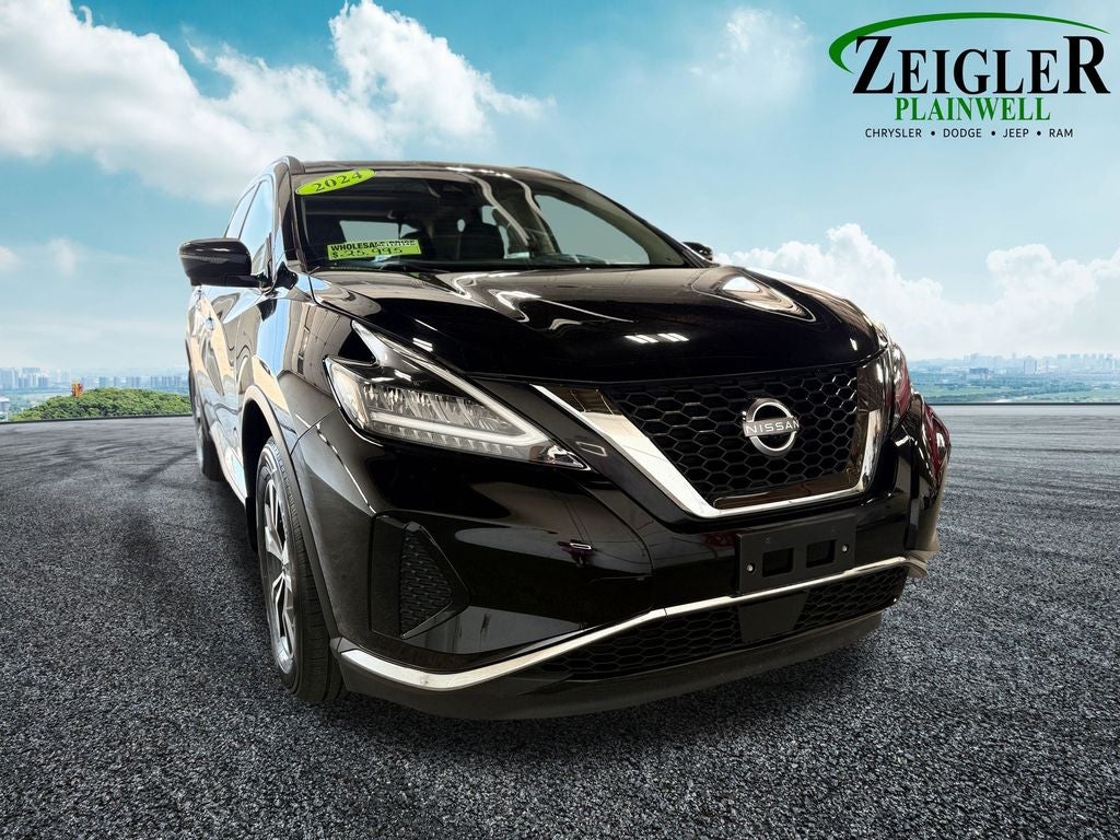 2024 Nissan Murano SV Heated seats