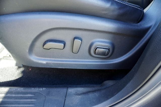 2024 Nissan Murano SL Power moonroof & Navigation System