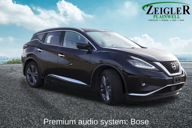2023 Nissan Murano Platinum Power moonroof & Navigation System