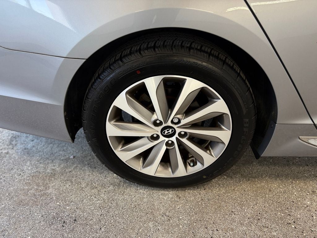 2015 Hyundai SONATA Sport