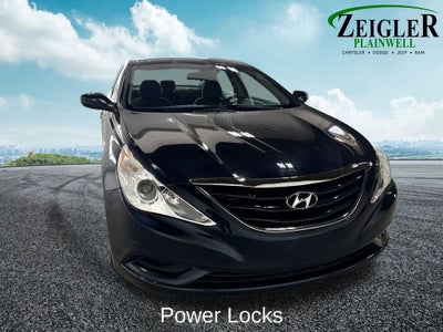 2012 Hyundai SONATA GLS Popular Equipment Package