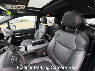 2025 Toyota Sienna Woodland Edition 7 Passenger