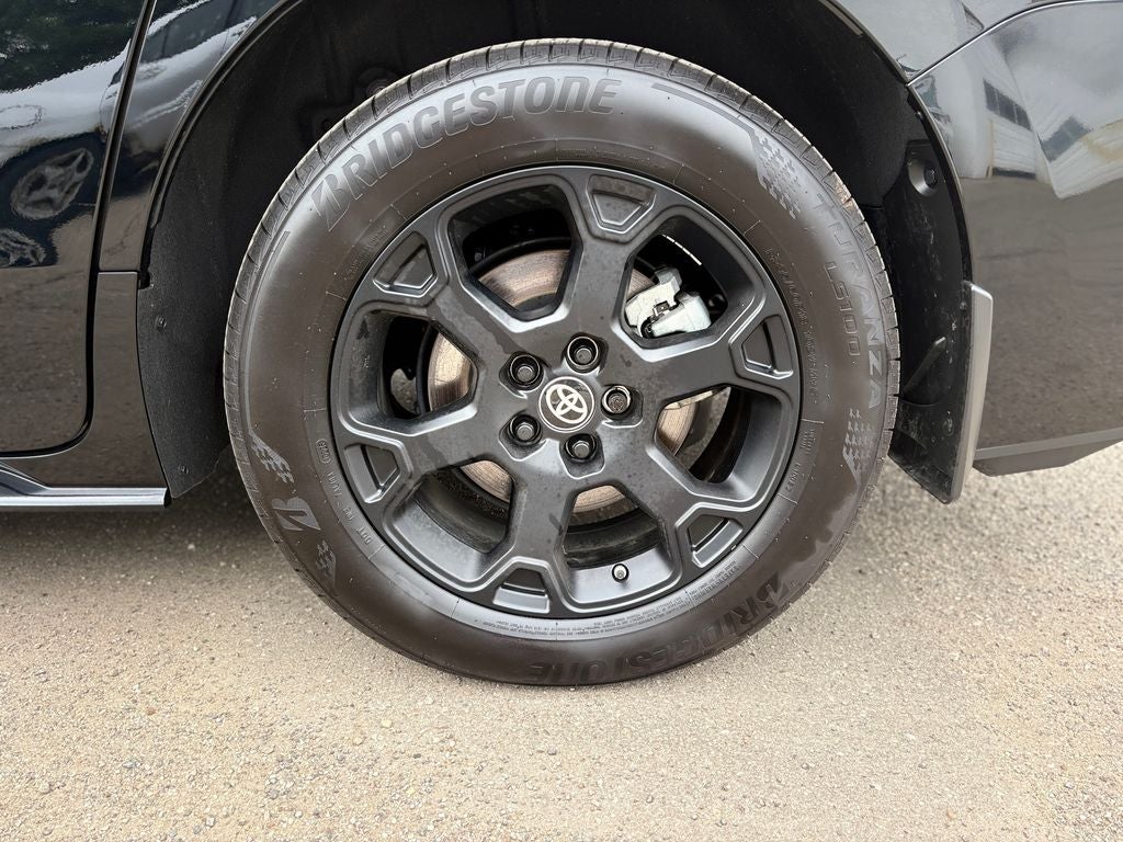 2025 Toyota Sienna Woodland Edition 7 Passenger