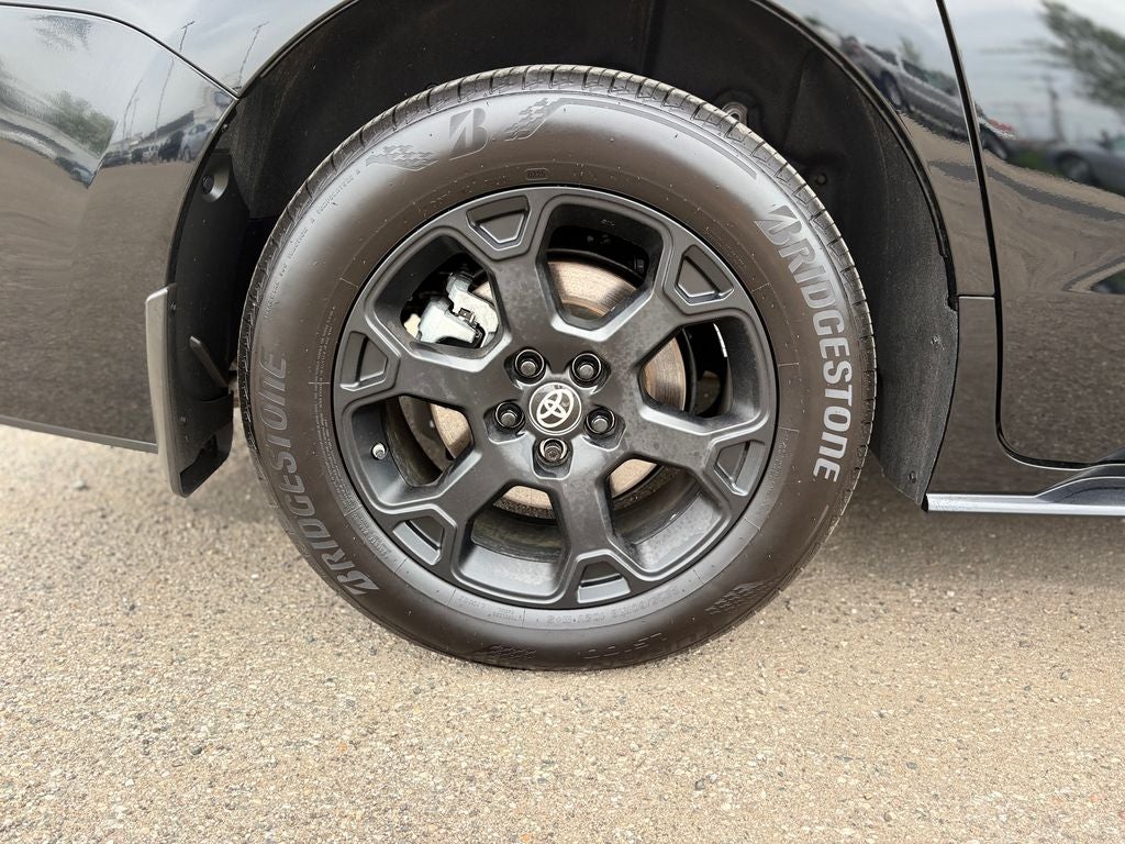 2025 Toyota Sienna Woodland Edition 7 Passenger