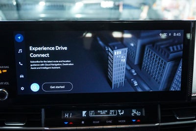 2025 Toyota Sienna XSE Power moonroof & Navigation System