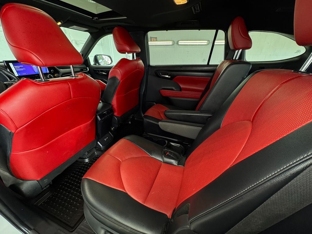 2024 Toyota Highlander Platinum Power moonroof