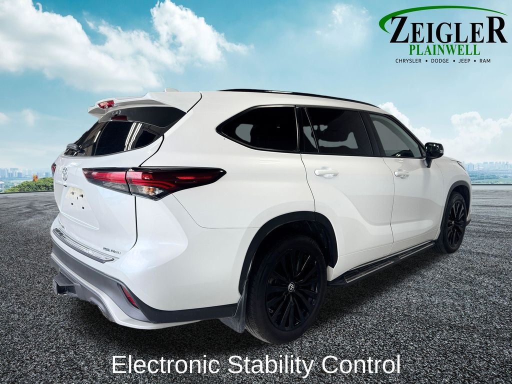 2024 Toyota Highlander Platinum Power moonroof