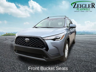 2024 Toyota Corolla Cross LE