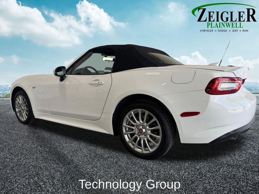 2020 FIAT 124 Spider Classica Technology Group