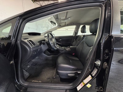 2013 Toyota Prius Three