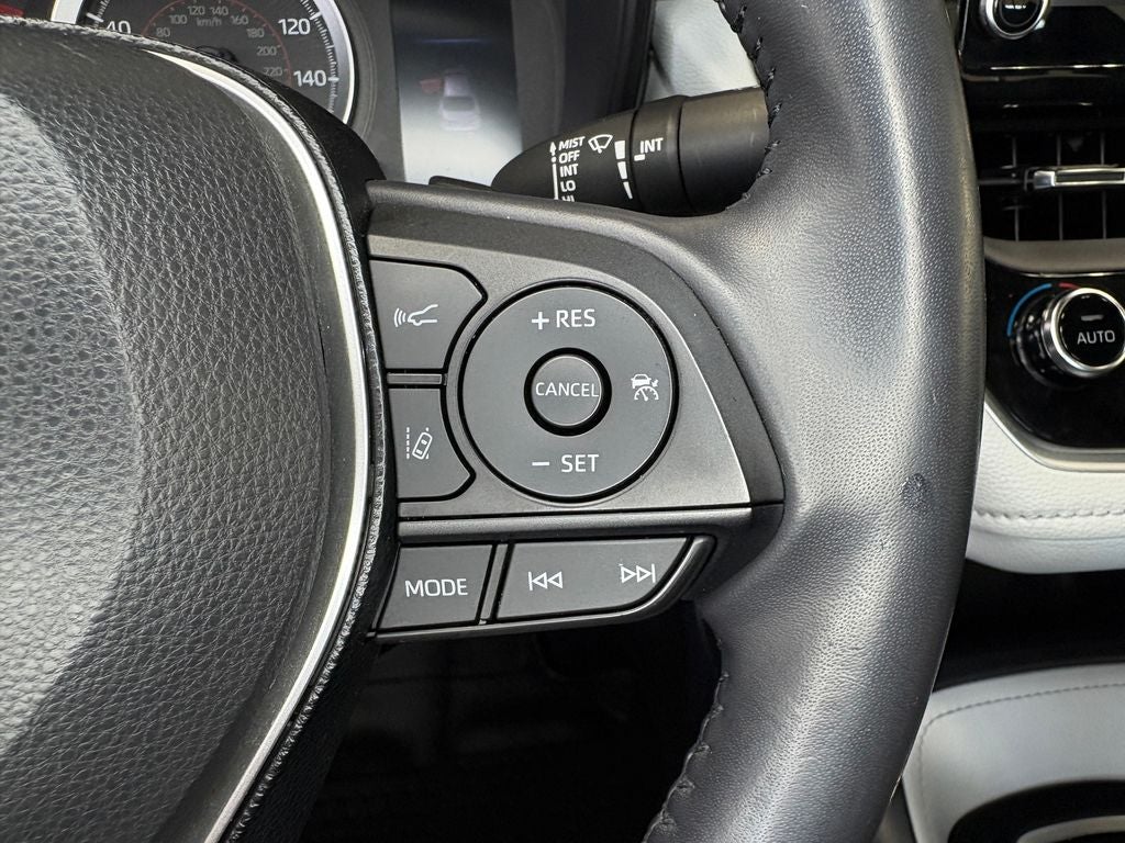 2020 Toyota Corolla SE Radio: Audio AM/FM w/Navigation
