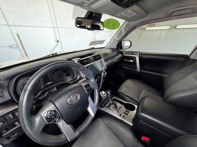 2020 Toyota 4Runner SR5 Premium Moonroof