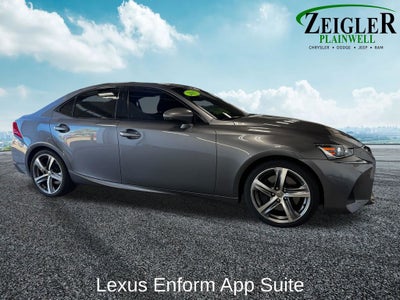 2017 Lexus IS 300 Power moonroof