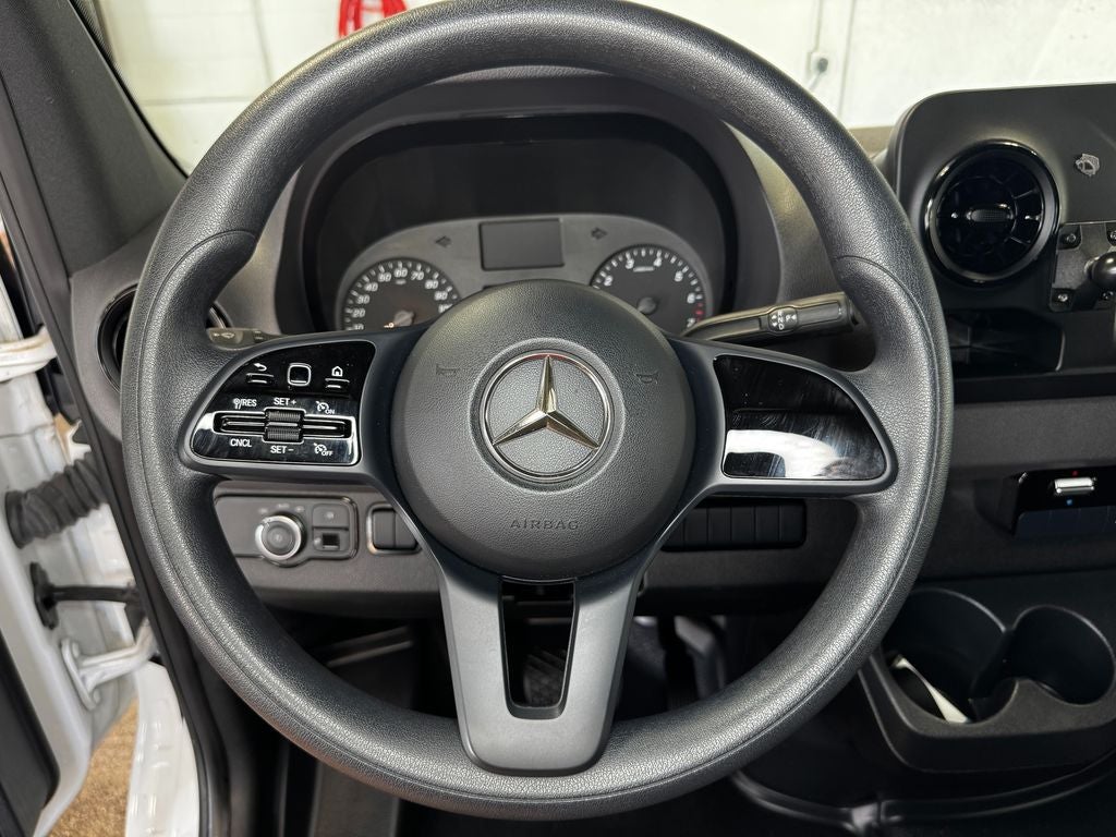 2022 Mercedes-Benz Sprinter 2500 Cargo 144 WB