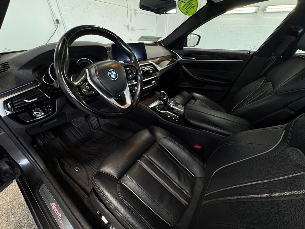 2019 BMW 5 Series 540i xDrive Power moonroof
