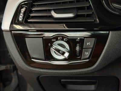 2019 BMW 5 Series 540i xDrive Power moonroof