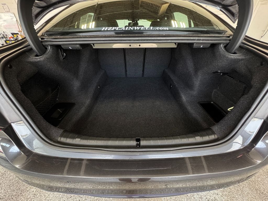 2019 BMW 5 Series 540i xDrive Power moonroof