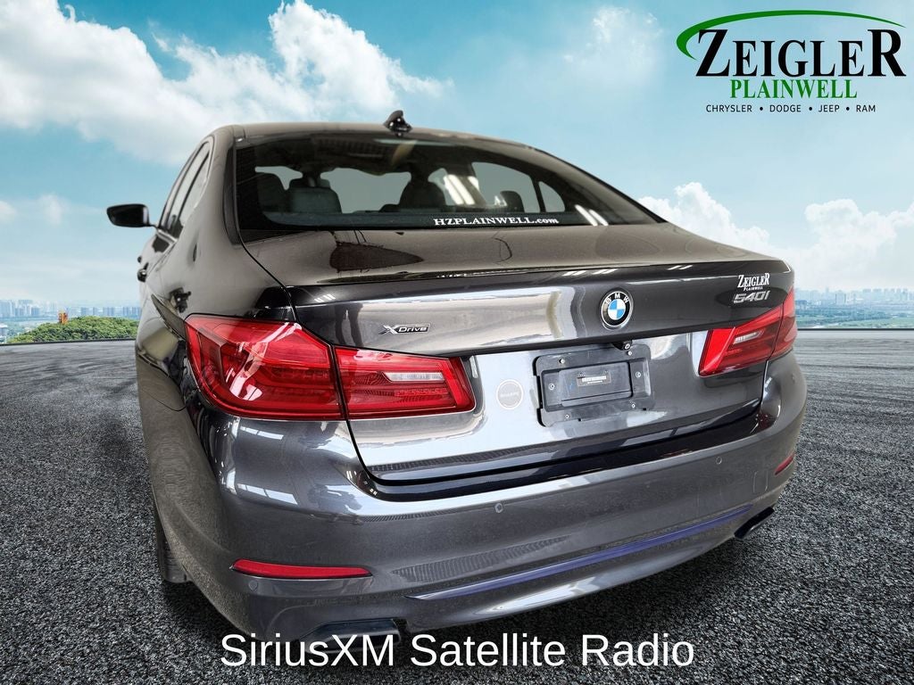 2019 BMW 5 Series 540i xDrive Power moonroof