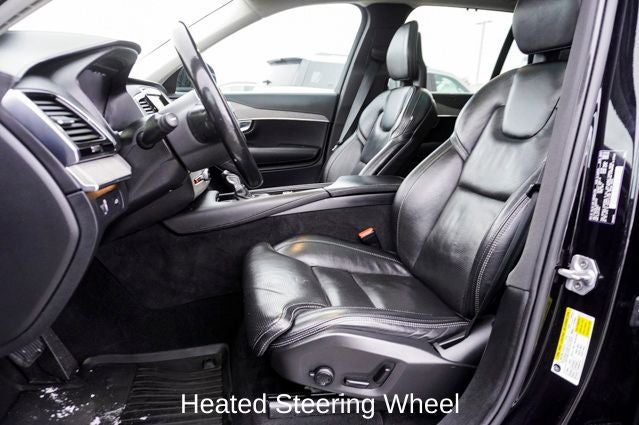 2022 Volvo XC90 T6 Inscription Navigation System & Power Moonroof