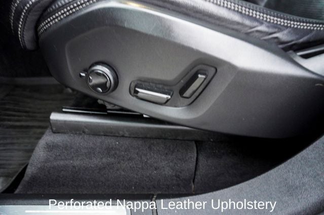 2022 Volvo XC90 T6 Inscription Navigation System & Power Moonroof