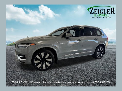 2024 Volvo XC90 Recharge Plug-In Hybrid Ultimate Lounge Package