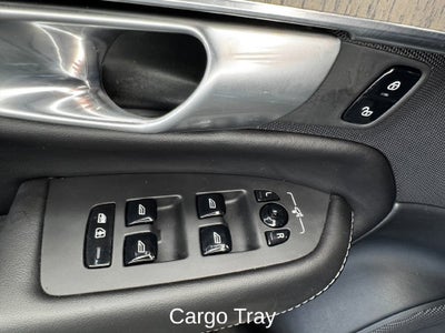 2024 Volvo XC90 Recharge Plug-In Hybrid Ultimate Lounge Package