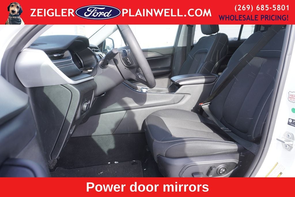 2023 Jeep Grand Cherokee Laredo V6 4x4 Rear Camera Power Seat