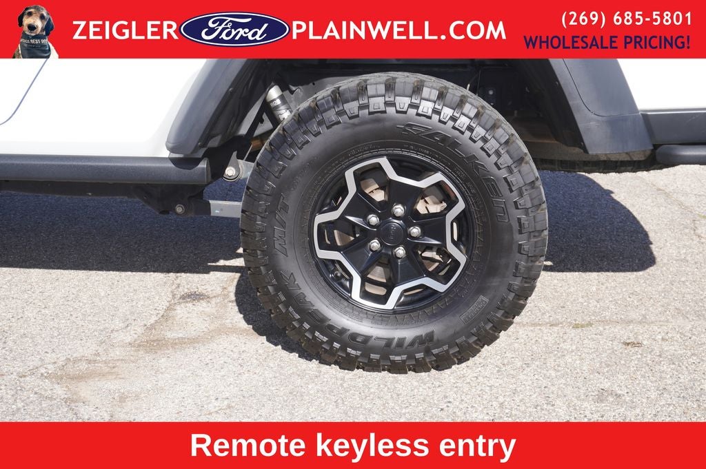 2021 Jeep Gladiator Rubicon 3.6 L V6 Sunrider Top Alpine Audio Rear