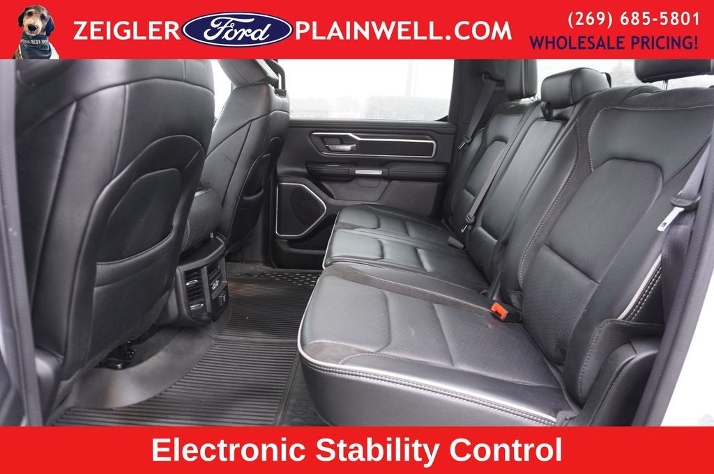 2023 RAM 1500 Laramie CREW CAB 4x4 Navigation Heated Front Leather Heate