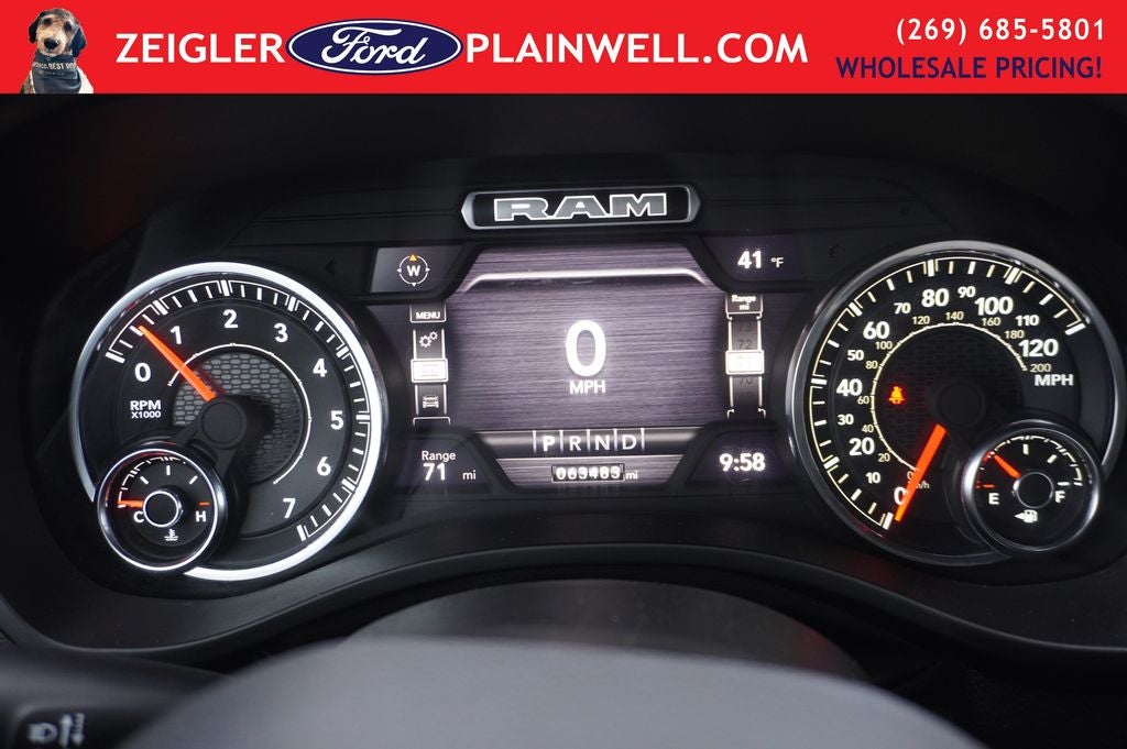 2023 RAM 1500 Laramie CREW CAB 4x4 Navigation Heated Front Leather Heate