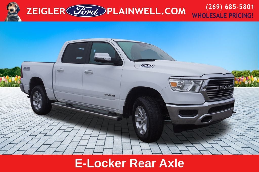 2023 RAM 1500 Laramie CREW CAB 4x4 Navigation Heated Front Leather Heate