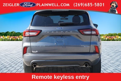 2023 Ford Escape ST-Line AWD Cold Weather Pkg Blis
