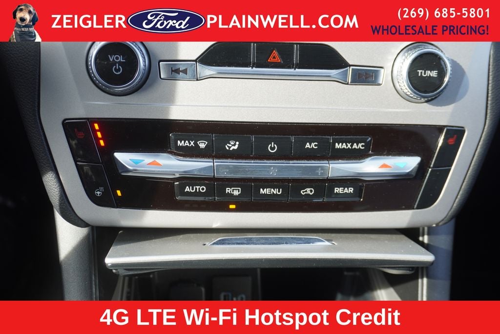 2023 Ford Explorer XLT SPORT APPEARANCE PKG NAV HEATED LEATHER AND STEERI