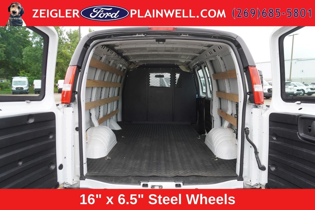 2024 Chevrolet Express 2500 Work Van Cargo