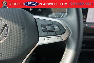 2025 Volkswagen Atlas 2.0T SE w/Technology