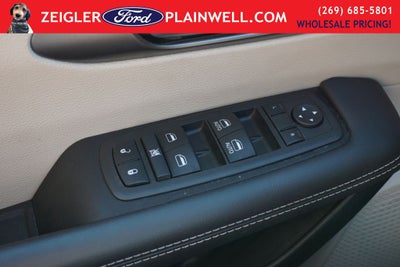 2024 Chrysler Pacifica Touring L Leather