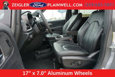 2025 Chrysler Pacifica Select PARK VIEW REAR CAMERA POWER LIFTGATE