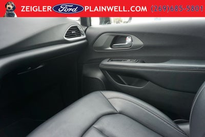 2025 Chrysler Pacifica Select PARK VIEW REAR CAMERA POWER LIFTGATE