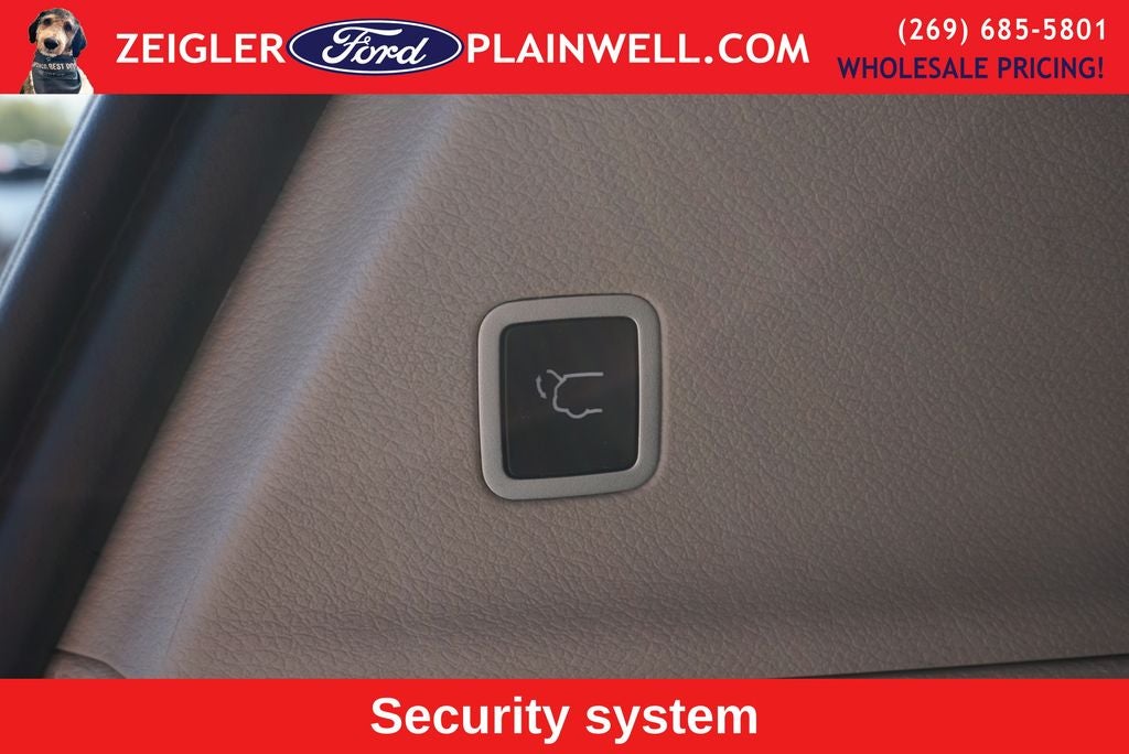 2024 Chrysler Pacifica Touring L Leather Quad Seats Power Doors Rear Camera